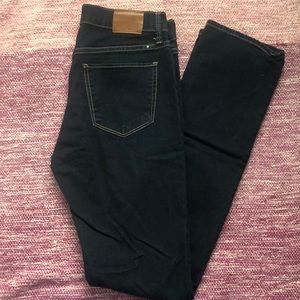 NEVER WORN LUCKY BRAND JEANS